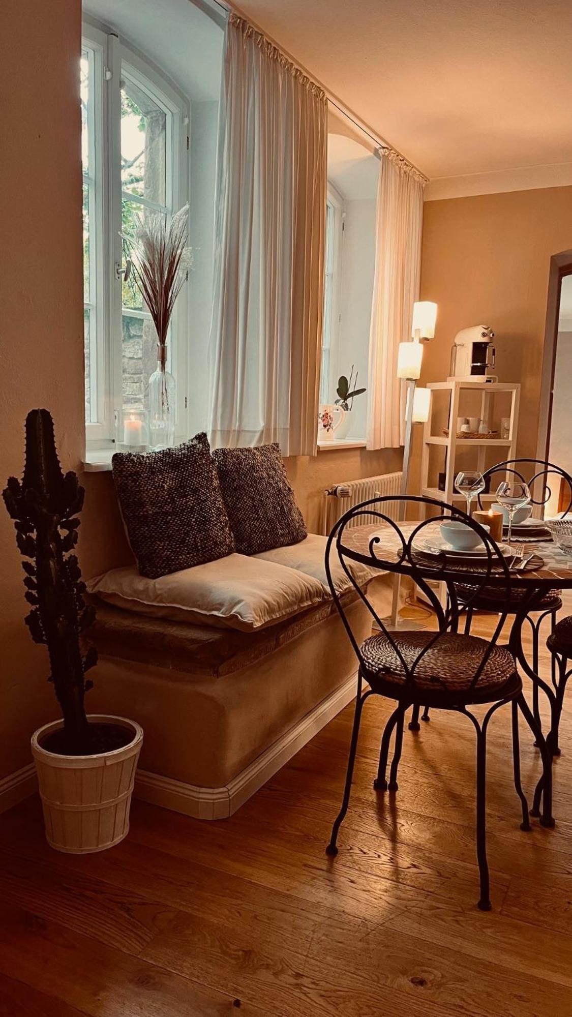 Apartment Am Schloss - Flair Саарбрюкен Екстериор снимка